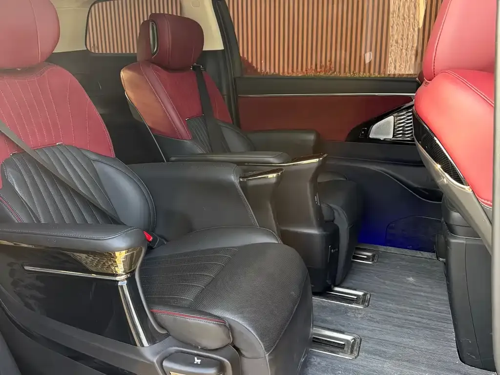 GAC Motor Trumpchi E9 — фото 2