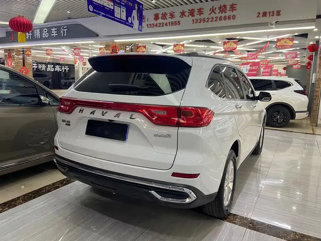 Haval M6 — фото 9