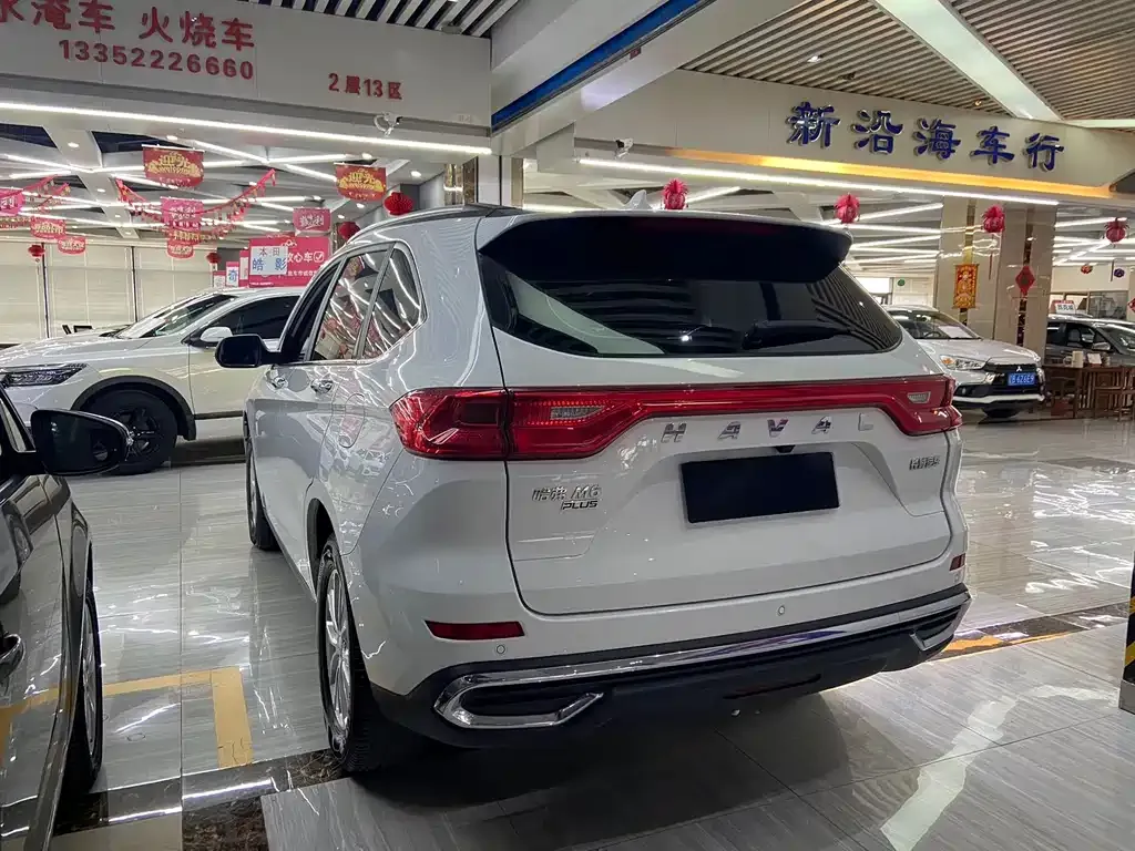 Haval M6 — фото 10