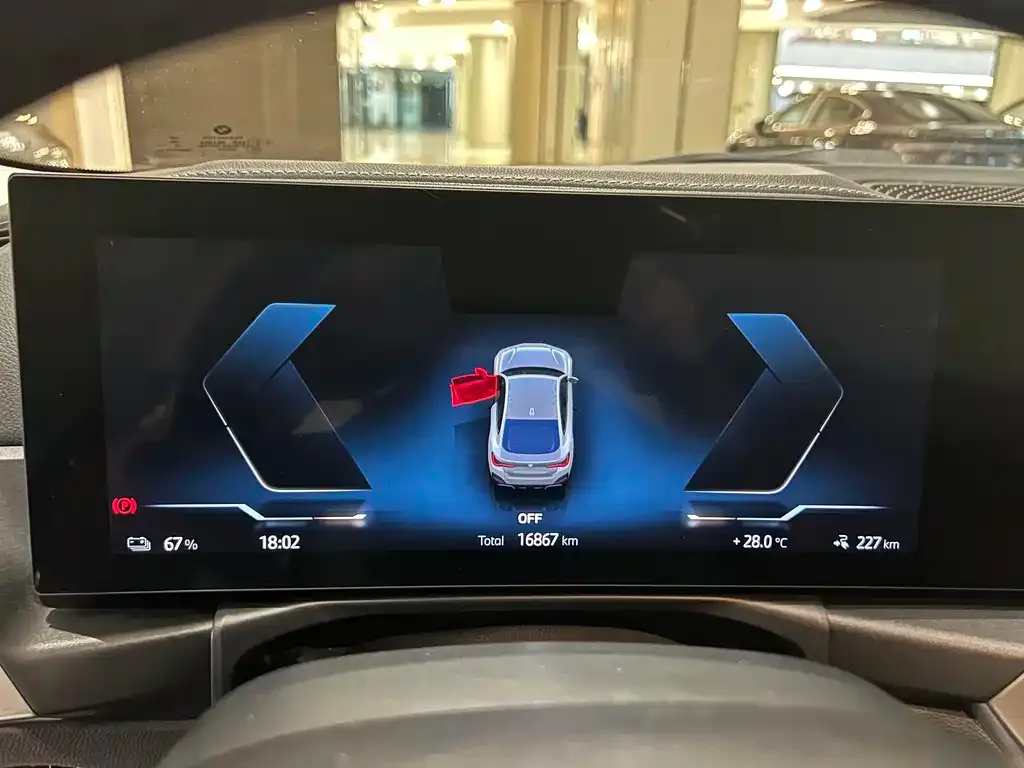 BMW i4 — фото 4