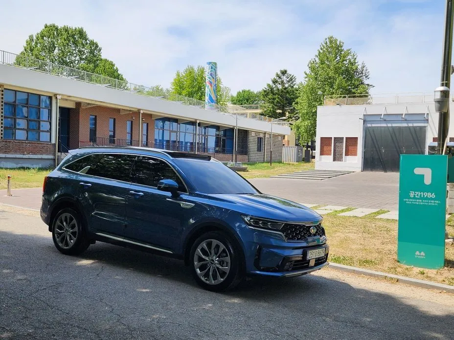 Kia Sorento — фото 3