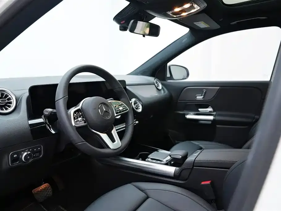 Mercedes-Benz GLA — фото 8