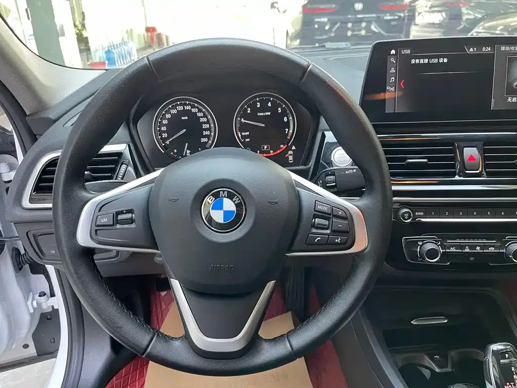 BMW 1 Series — фото 9