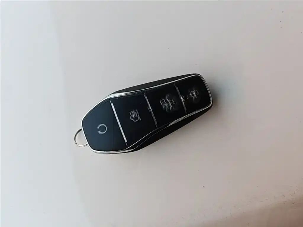 BYD Seal 05 DM-i — фото 4