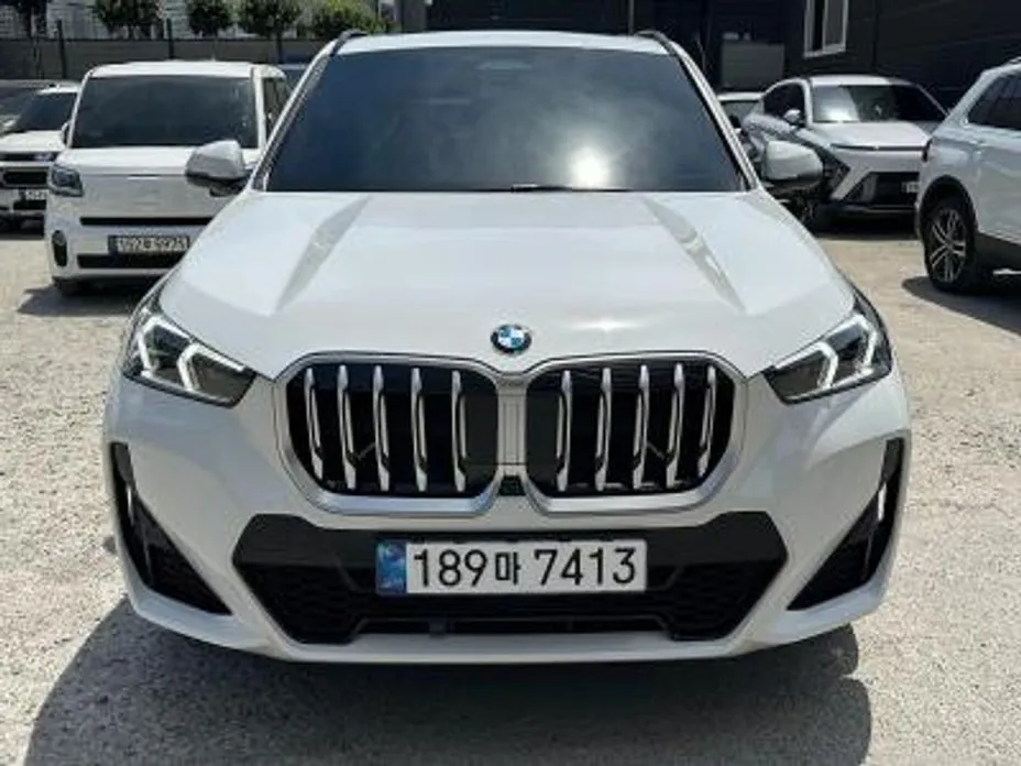 BMW X1 — фото 1