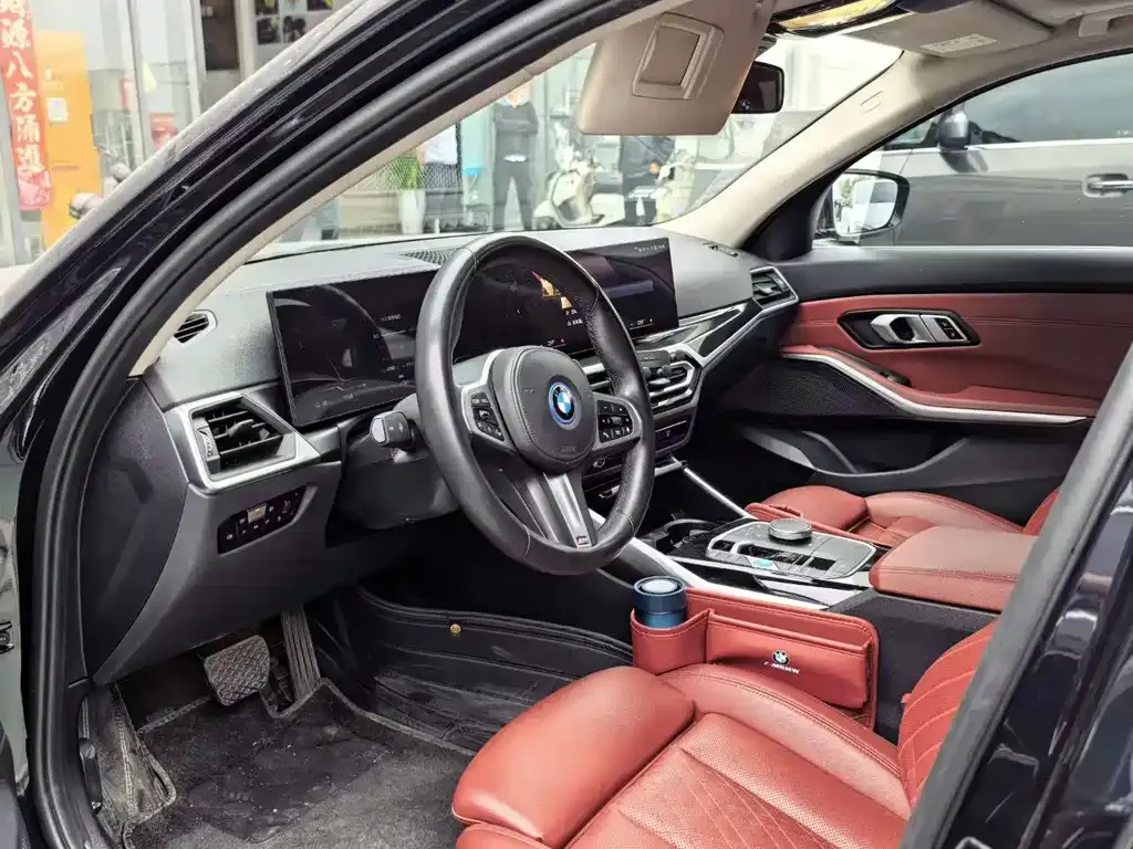 BMW i3 — фото 4