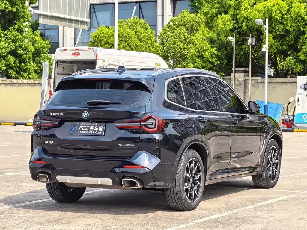BMW X3 — фото 10
