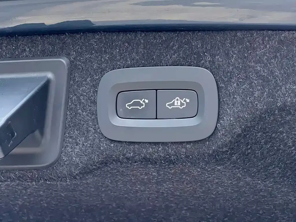 Volvo S90 — фото 3