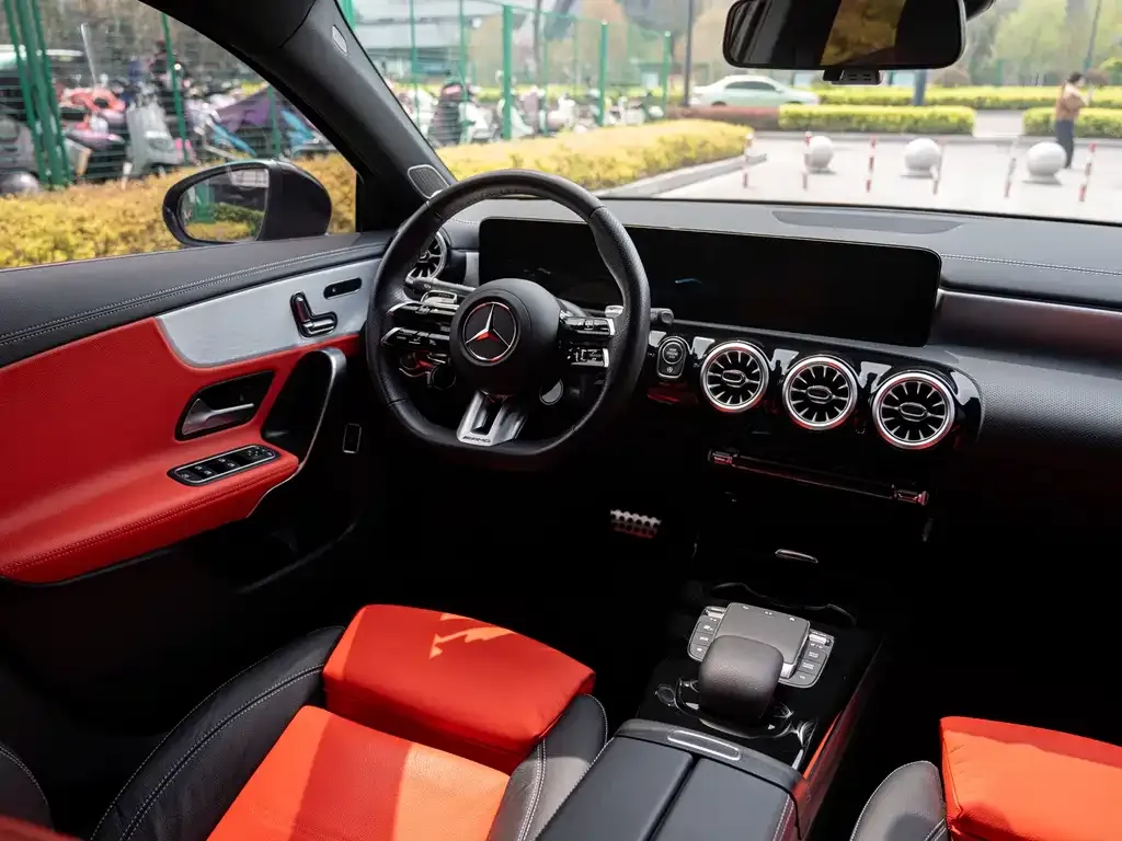 Mercedes-Benz A-Class AMG — фото 8