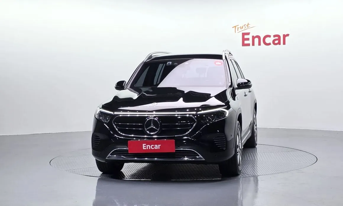 Mercedes-Benz EQB — фото 2