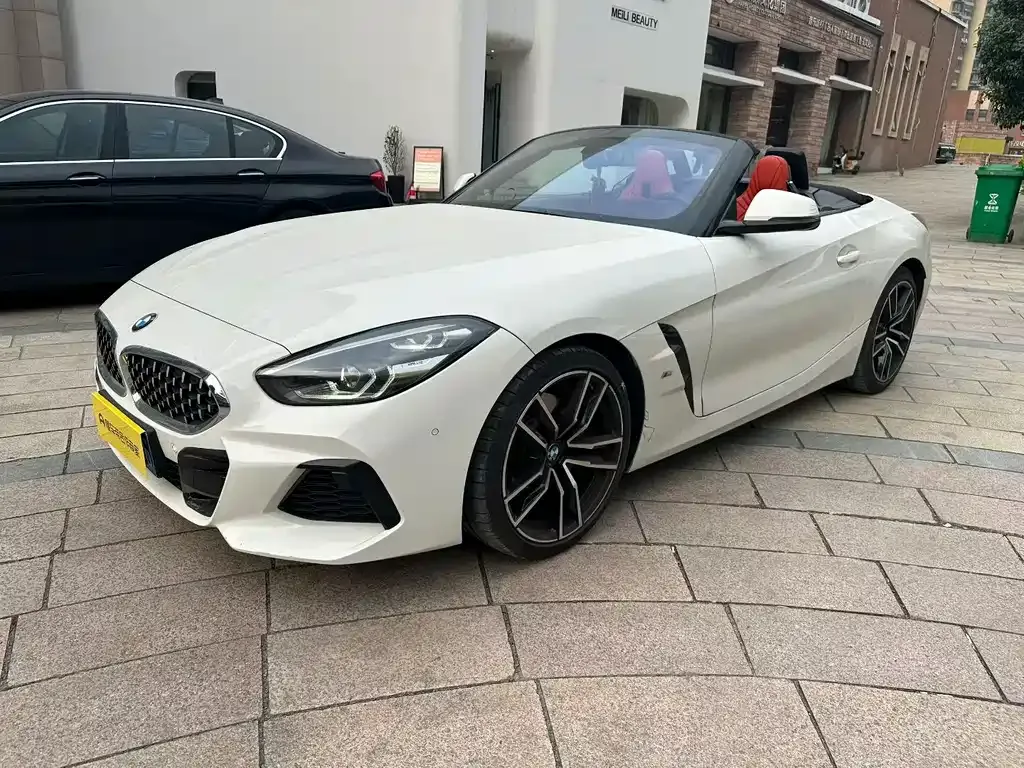BMW Z4 — фото 1
