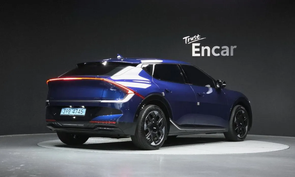 Kia EV6 — фото 4