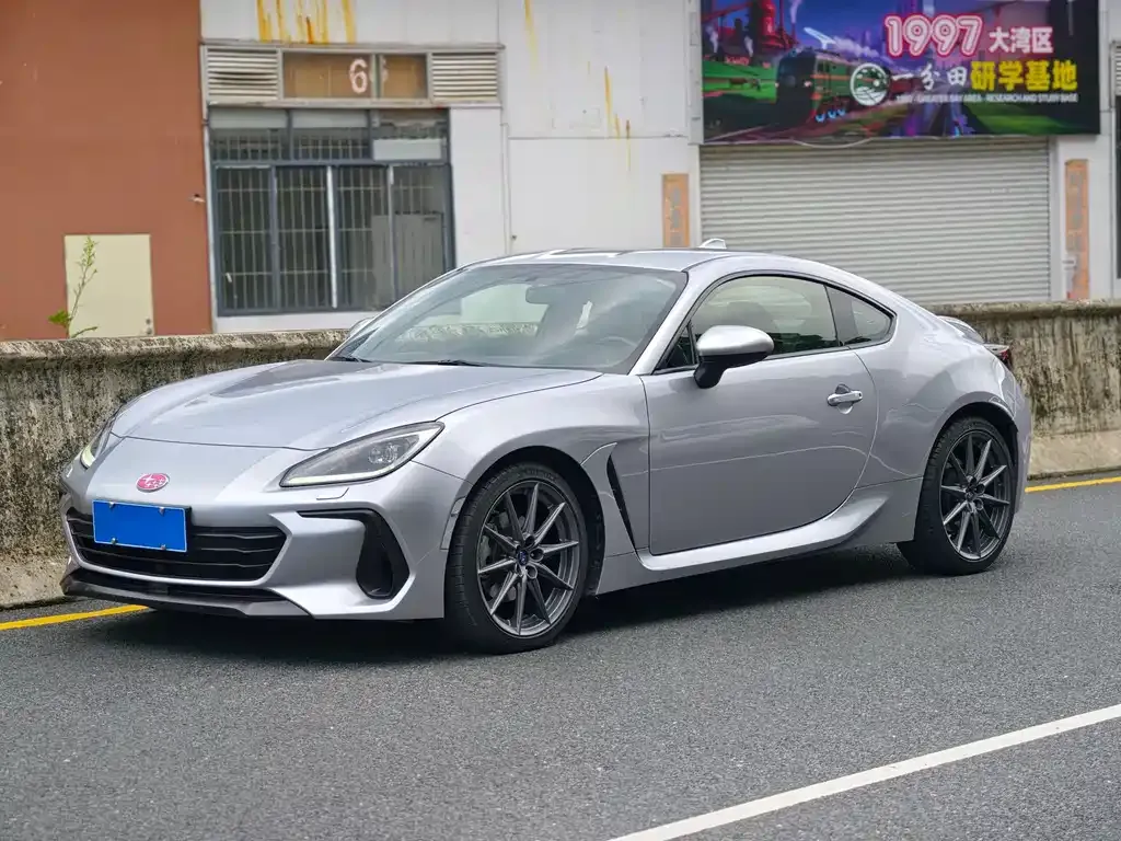 Subaru BRZ — фото 1