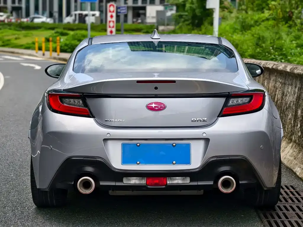 Subaru BRZ — фото 2