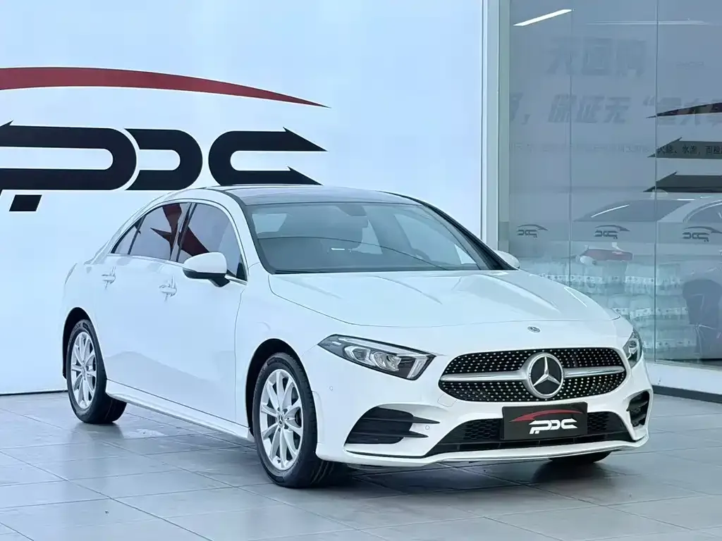 Mercedes-Benz A-Class — фото 6