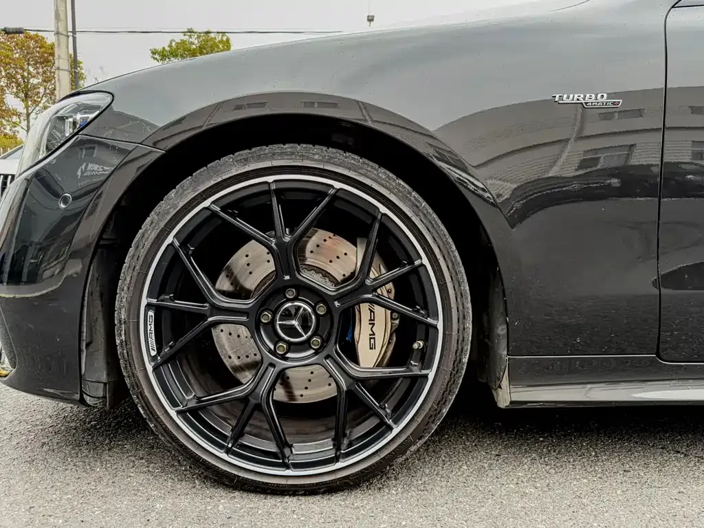Mercedes-Benz E-Class AMG — фото 9