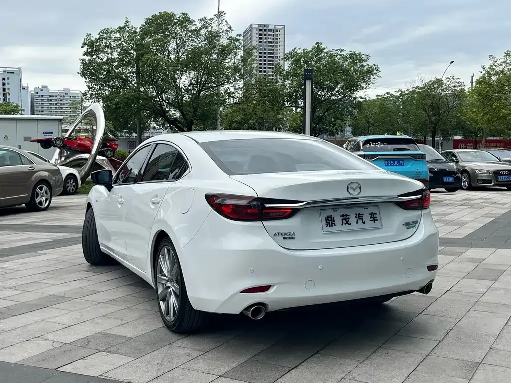 Mazda Atenza — фото 4