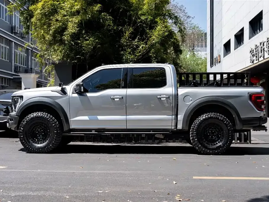 Ford F-150 Raptor — фото 4