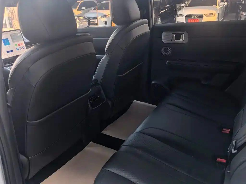 Wuling Xingguang S — фото 2