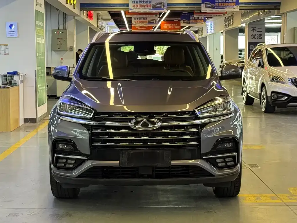 Chery Tiggo 8 — фото 4