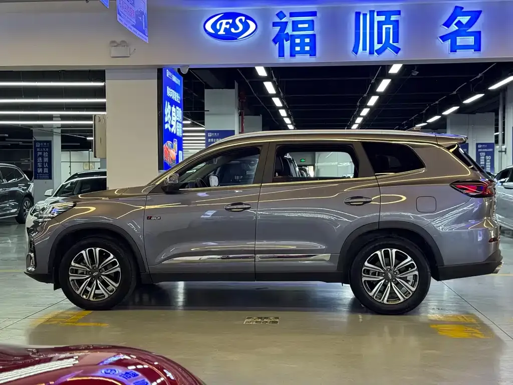 Chery Tiggo 8 — фото 6