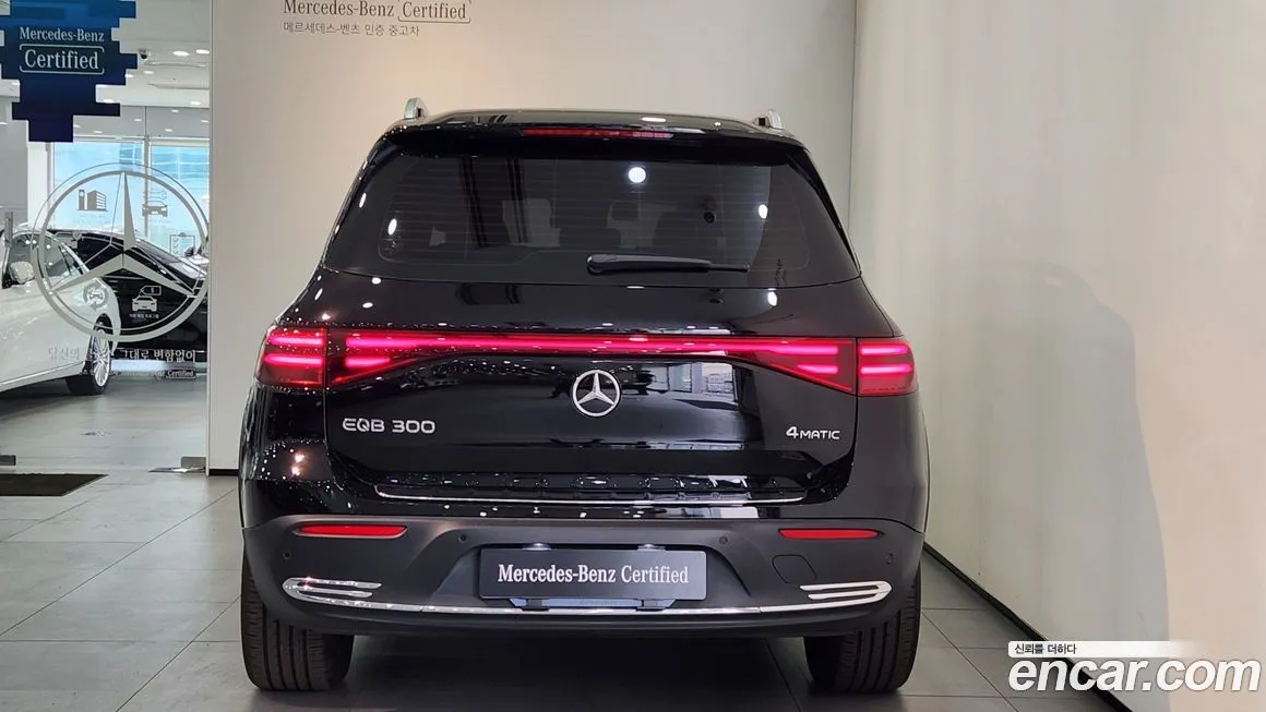 Mercedes-Benz EQB — фото 2