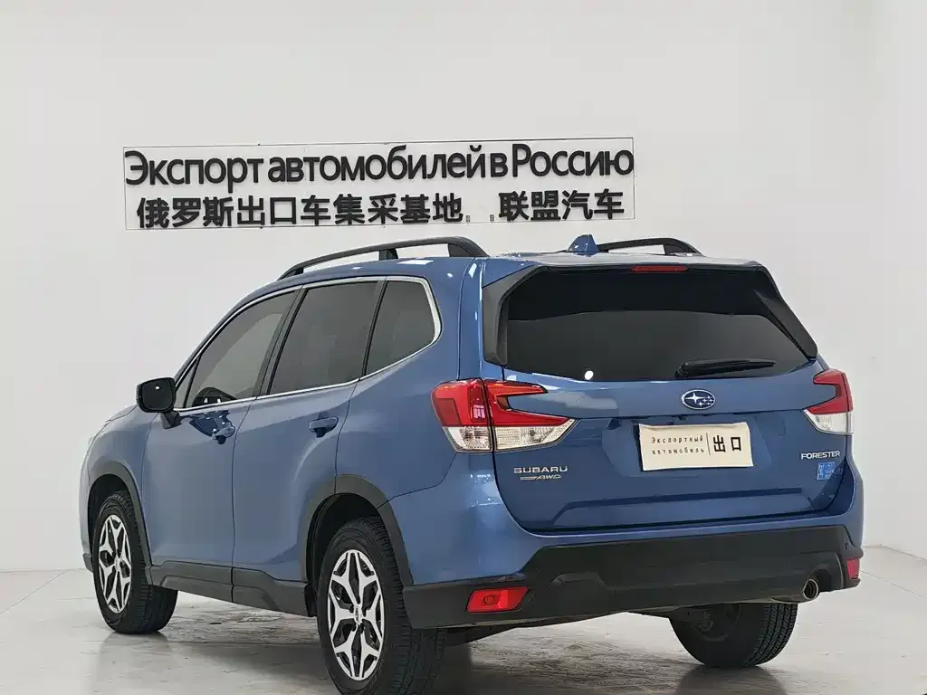 Subaru Forester — фото 5