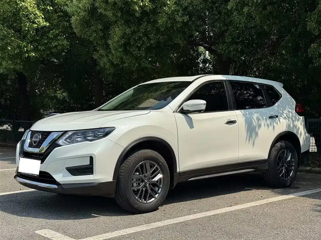 Nissan X-Trail — фото 2