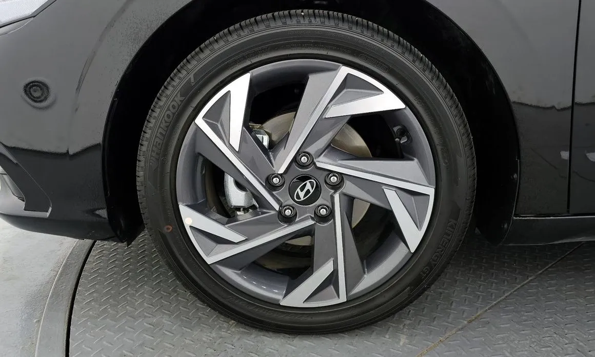 Hyundai AVANTE — фото 9