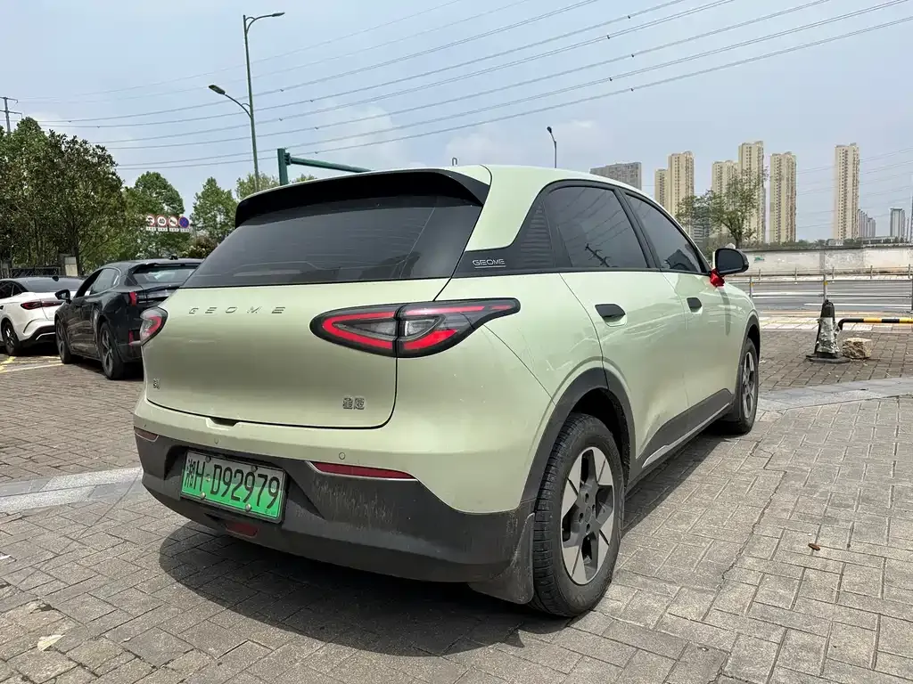 Geely Starburst — фото 4