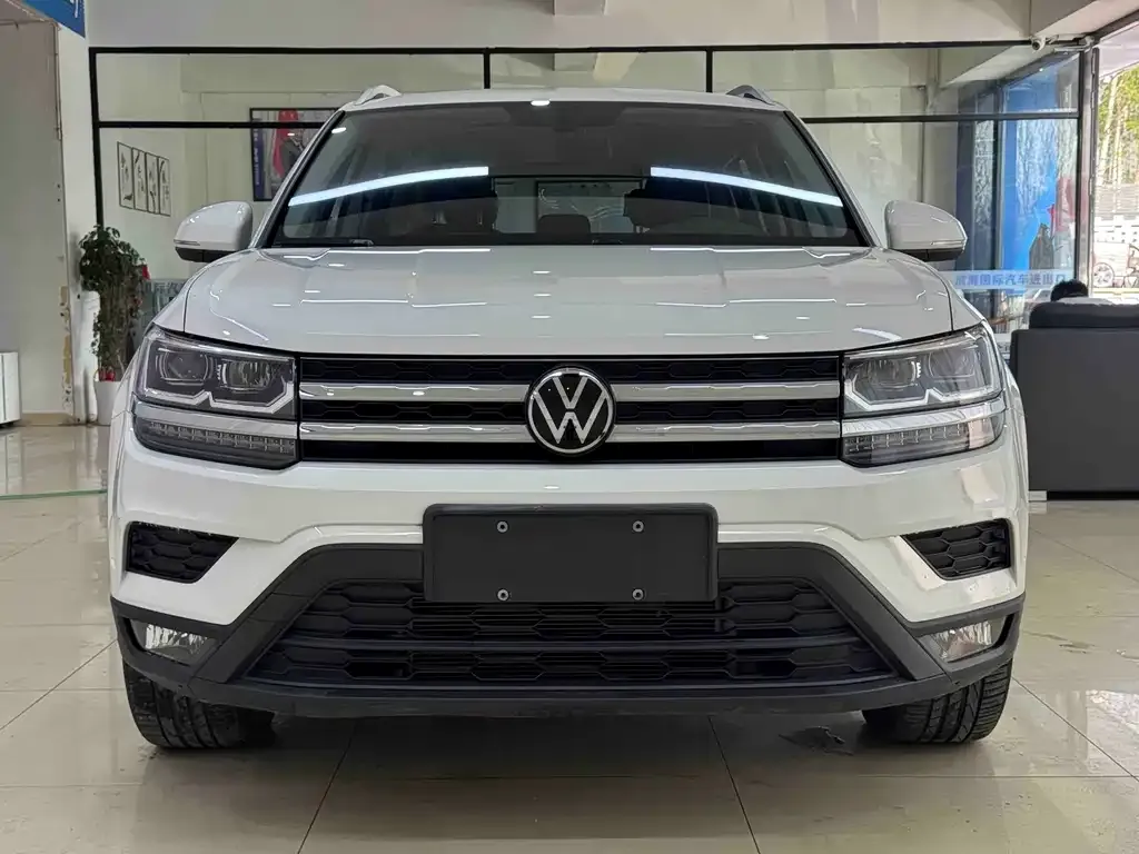 Volkswagen Tharu — фото 9
