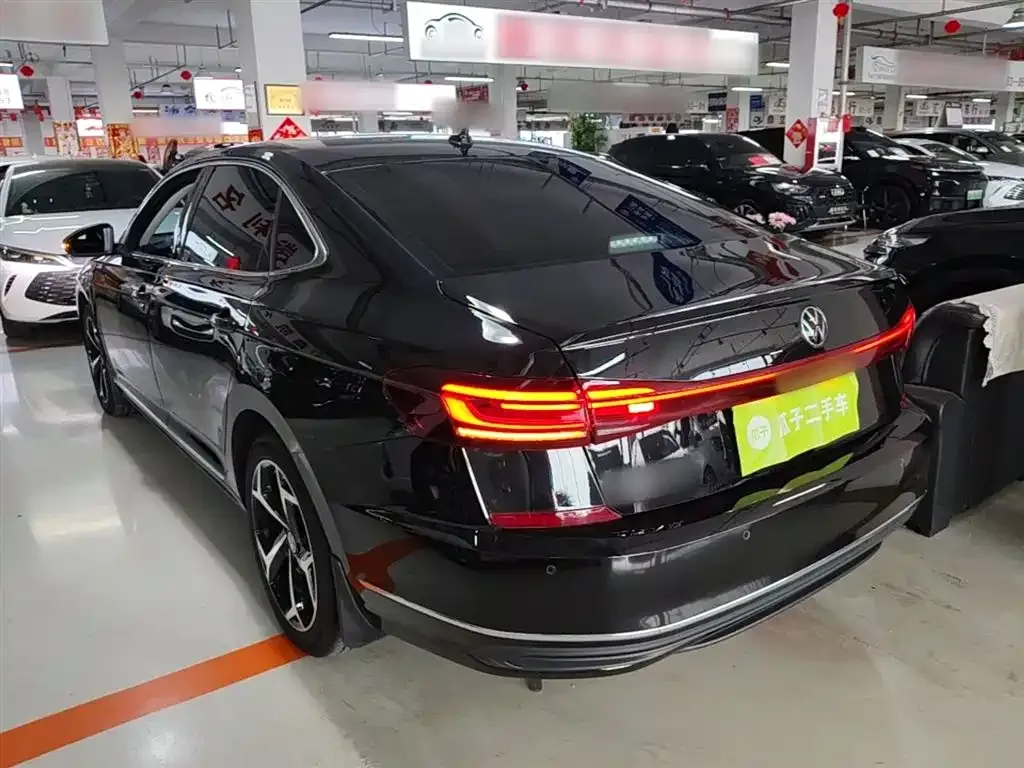 Volkswagen Passat — фото 5