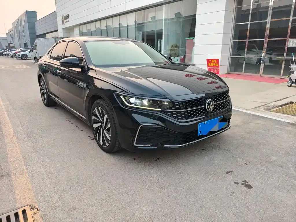 Volkswagen Passat — фото 4