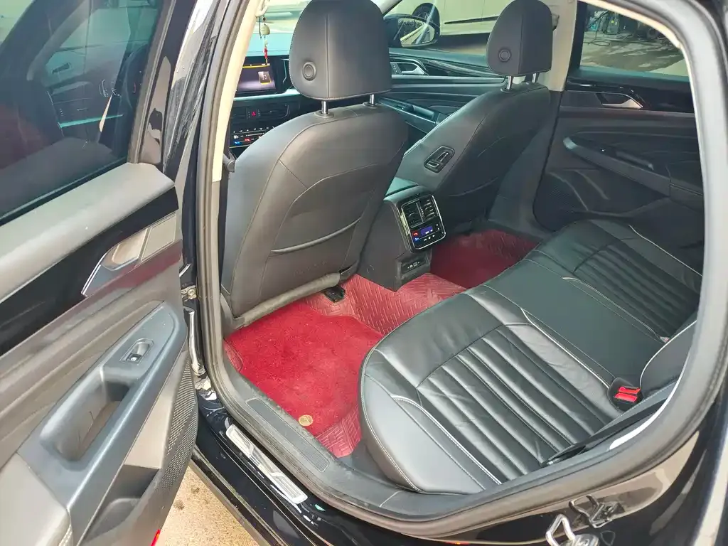 Volkswagen Passat — фото 3