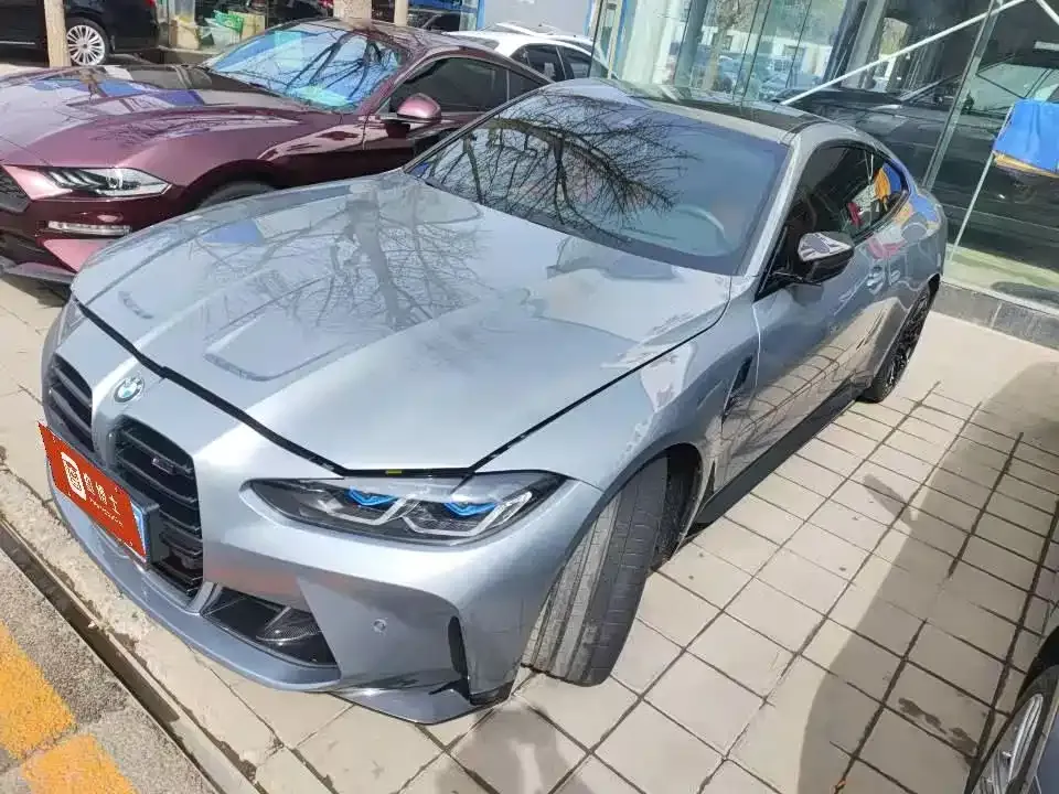 BMW M4 — фото 1