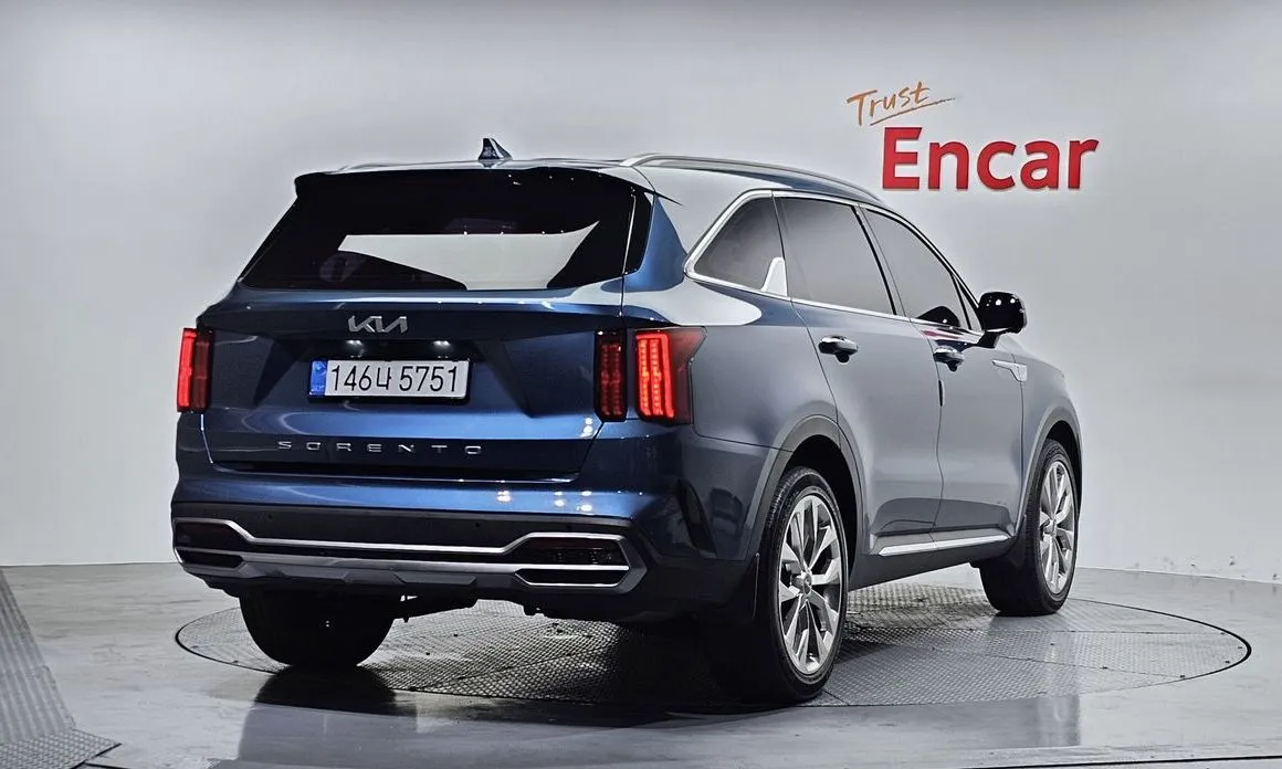 Kia Sorento — фото 4
