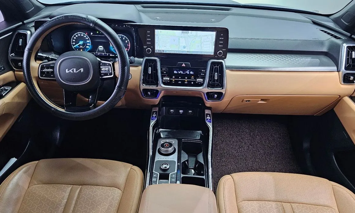 Kia Sorento — фото 7