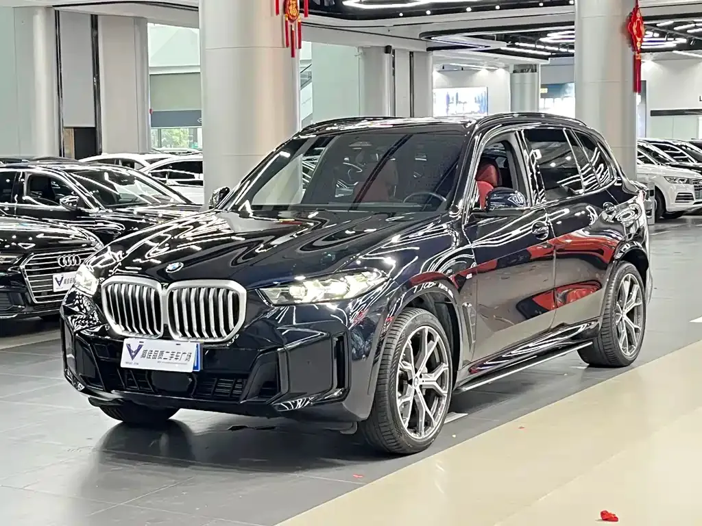 BMW X5 — фото 1