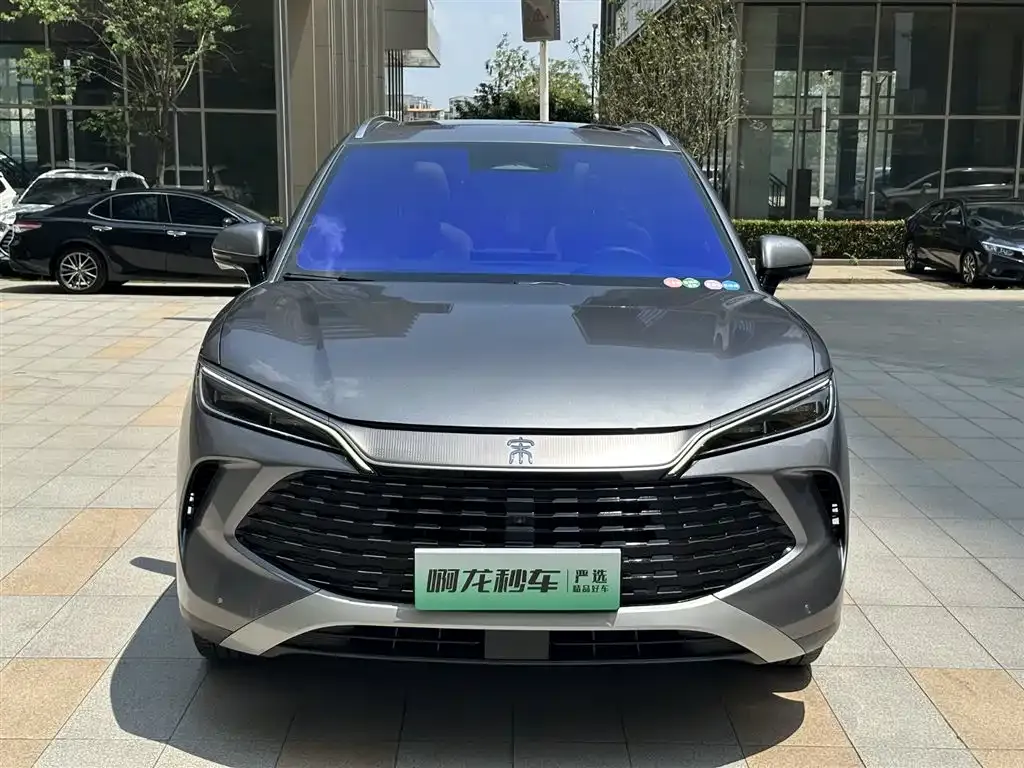 BYD L DM-i — фото 4