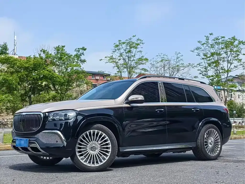 Mercedes-Benz GLS — фото 1