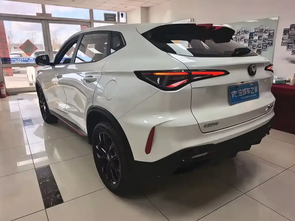 Changan X5 PLUS — фото 4