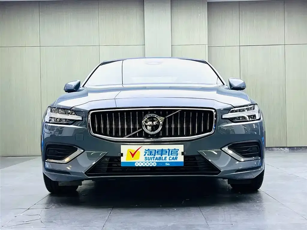 Volvo S60 — фото 2