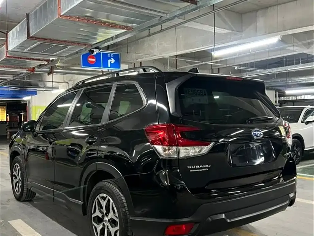 Subaru Forester — фото 8