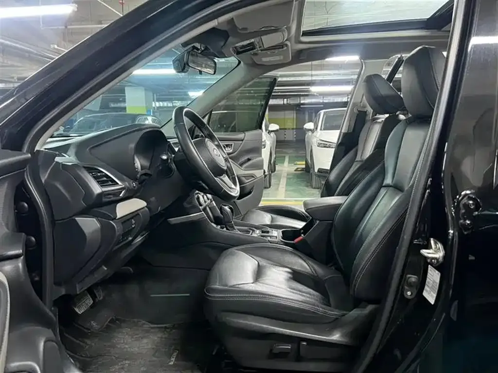 Subaru Forester — фото 9