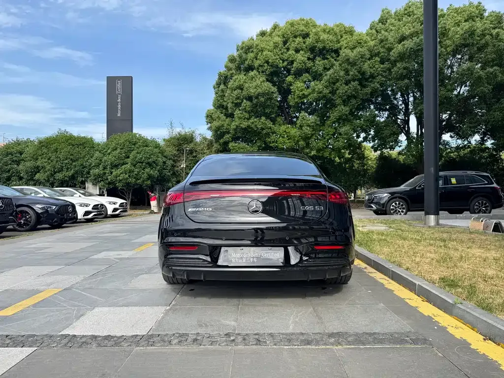 Mercedes-Benz EQS AMG — фото 4