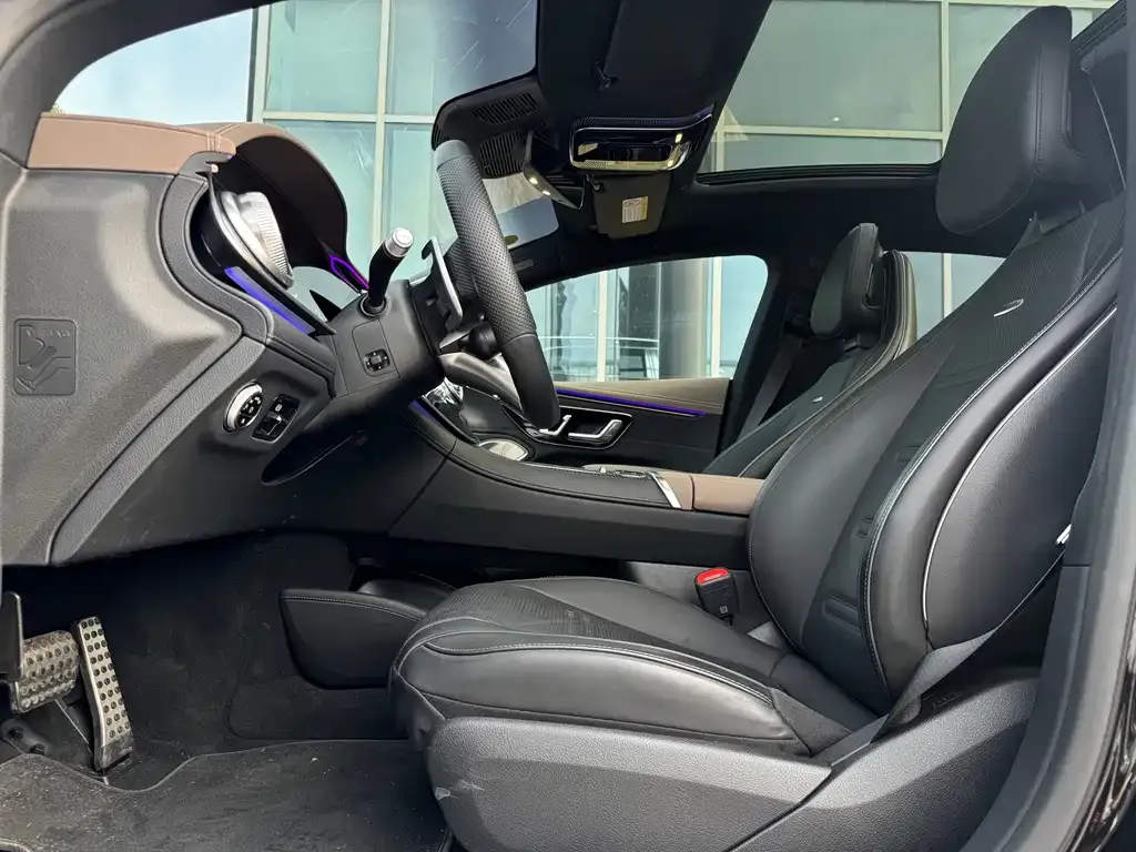 Mercedes-Benz EQS AMG — фото 10