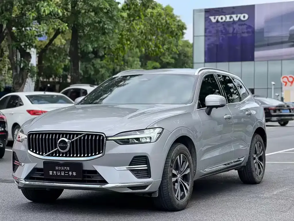 Volvo XC60 — фото 3