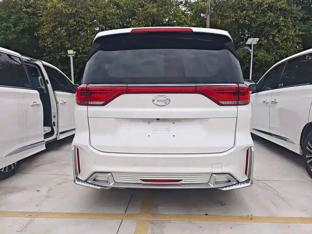 GAC Motor Trumpchi M8 — фото 8