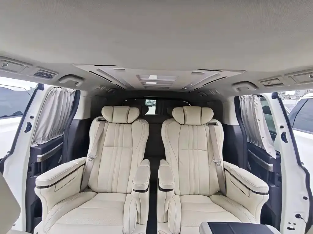 GAC Motor Trumpchi M8 — фото 10
