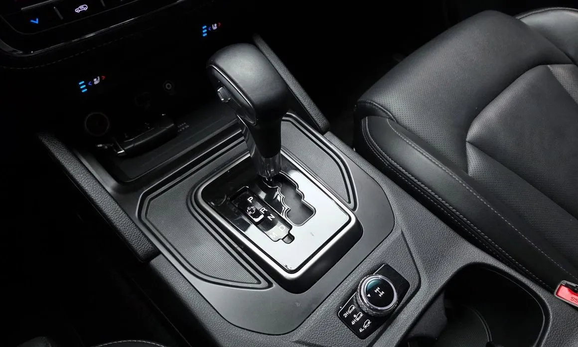 KG Mobility (Ssangyong) Rexton — фото 10